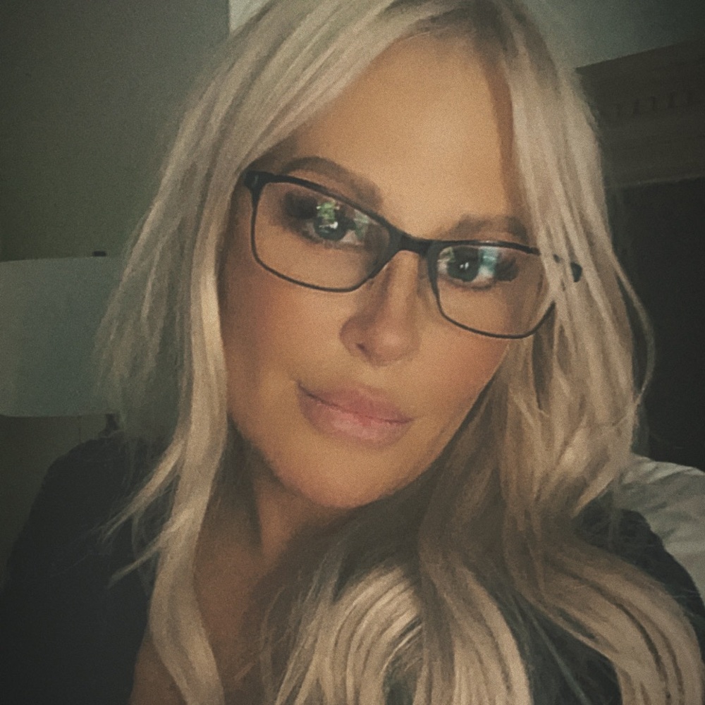 Meet your Posher, Paula